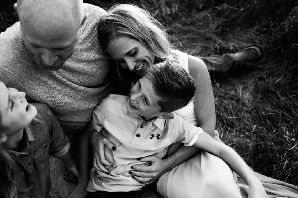Hickory Creek Junction family session, Photos by Elle Baker Photography, New Lenox IL, family of four during session in field 