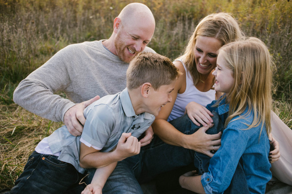 Hickory Creek Junction family session, Photos by Elle Baker Photography, New Lenox IL, posing ideas for sessions with older children