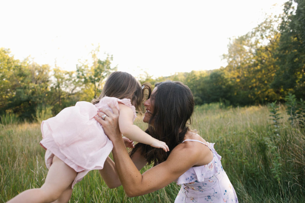 Hickory Creek Preserve in Mokena, IL, Photo by Elle Baker Photography, what to wear mom and child