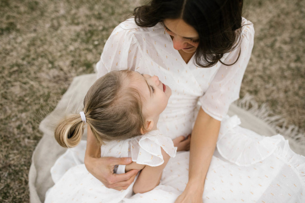 New Lenox Photographer, Elle Baker Photography captures mommy and me session wearing EleStory dresses 