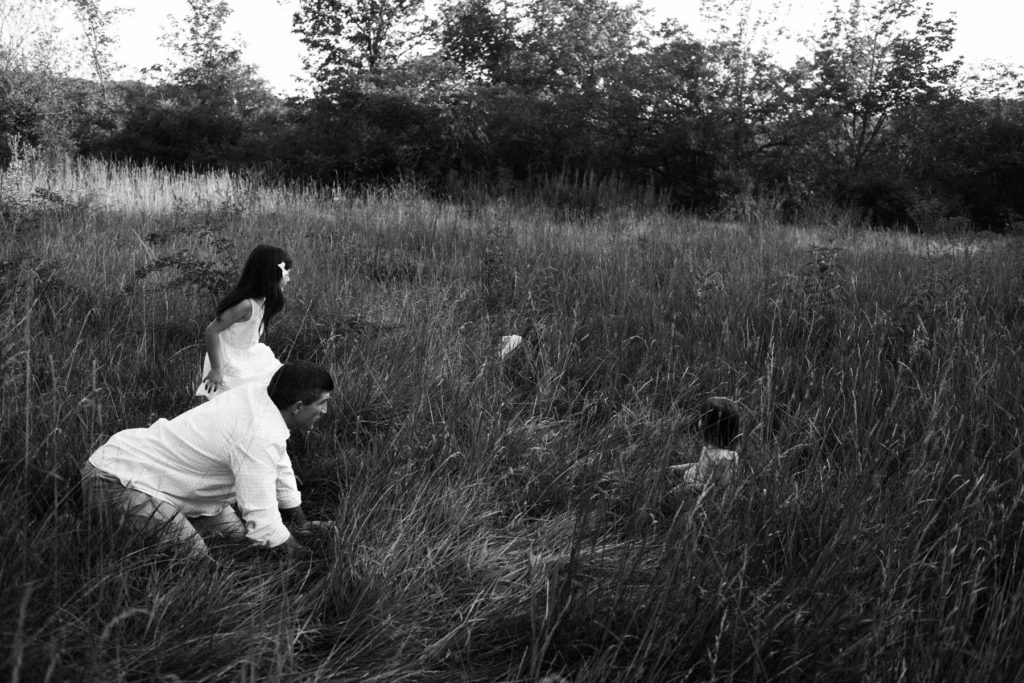 Hickory Creek Preserve in Mokena, IL, Photo by Elle Baker Photography, three kids playing in field during session