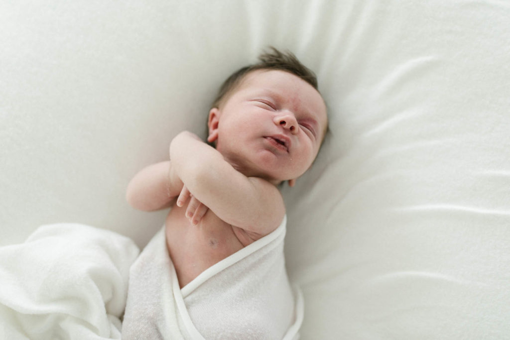 simple and natural newborn photography session