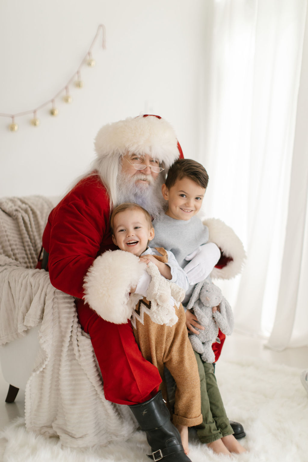 Photography sessions with Santa in Chicagoland 